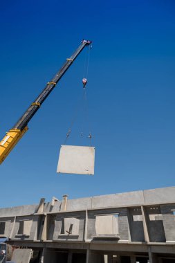 Prekast beton duvar paneli yükleme bina inşaat site vinç kaldırma.