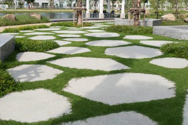 Doku veya desen geçit arka plan kaldırım parkta dekore edilmiş.