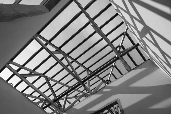 Structure of steel roof frame. — Stock Photo, Image