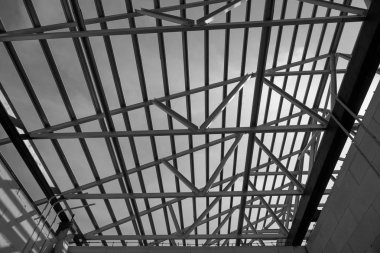 Çelik çatı çerçevesi yapısı.