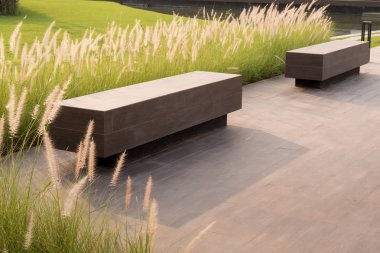 Parkta rahatlatıcı köşe.