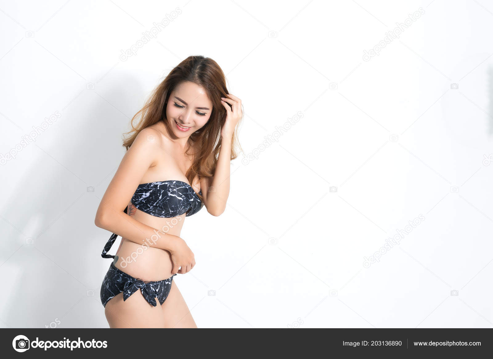 Asian Girlfriend In Sexy Lingerie