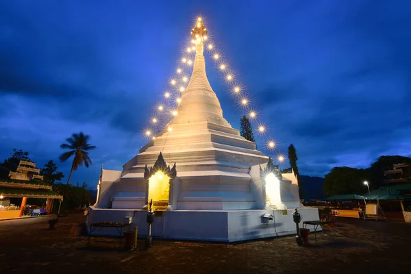 Phra Doi Kong Pagoda Twilight Time Beautiful Place Major Tourist — Stock Photo, Image