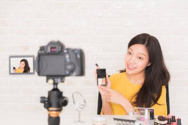 Güzellik blogger at sosyal video canlı.