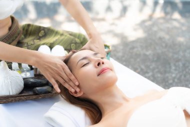 Güzel kadın Spa Masaj. 