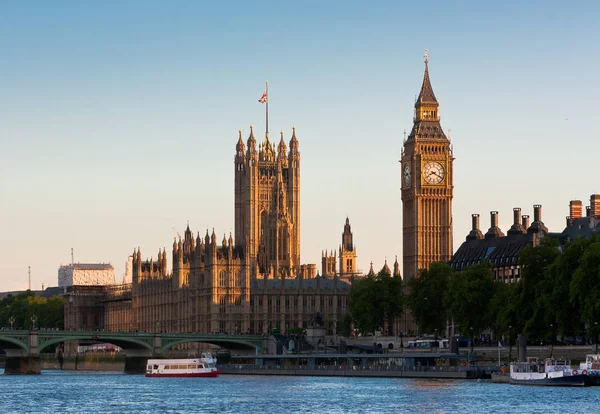 Vue Parlement Britannique Big Ben Tower Tamise Coucher Soleil — Photo