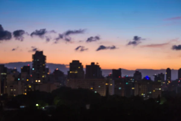 Puesta Sol Ciudad Con Fondo Borroso — Foto de Stock