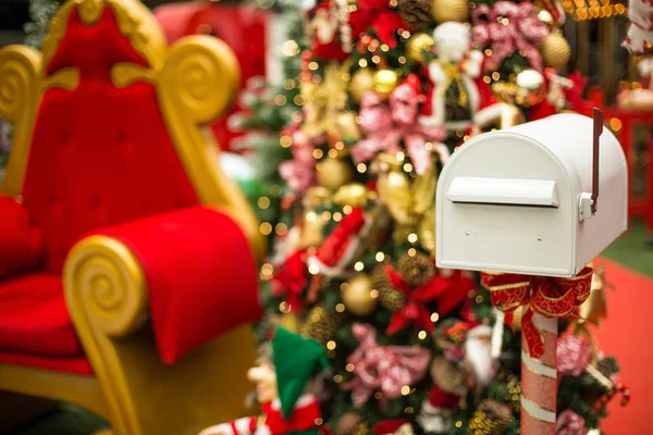 Kerstmis Thema Met Troon Van Kerstman Achtergrond Postvak Uit — Stockfoto