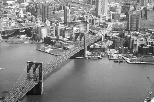 El Puente de Brooklyn, Manhattan, Nueva York . —  Fotos de Stock