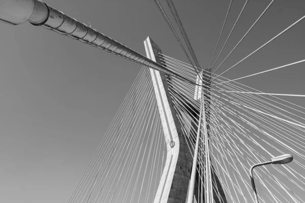 Dettaglio del ponte Octavio Frias de Oliveira è una funivia — Foto Stock