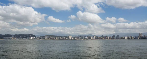 Santos şehrinin silueti, Sao Paulo — Stok fotoğraf