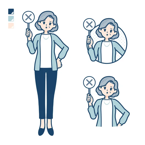 Takım elbiseli yaşlı kadın çapraz panel görüntüsü ver.