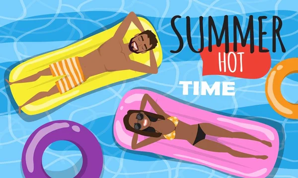 Oamenii se relaxează într-o piscină. Vedere de sus, vară, poster de vacanță. Câteva înot, distracţie plăcută în piscină. Ilustrație vectorială . — Vector de stoc