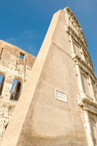 Vista Para Fachada Coliseu Roma Itália — Fotografia de Stock