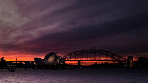 Панорамный Вид Сиднейский Залив Время Заката Оперным Театром Железным Мостом — стоковое фото