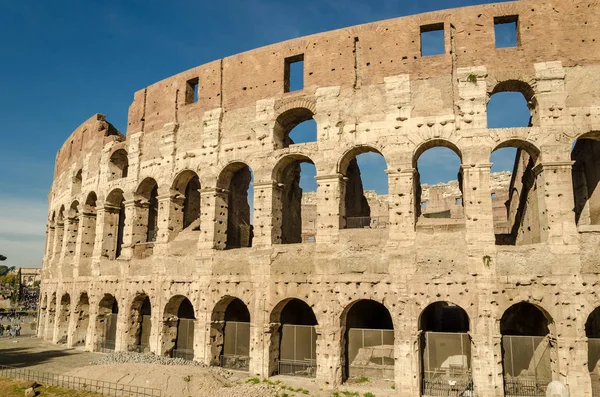 Vista Della Facciata Del Colosseo Roma — Foto Stock