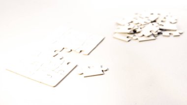 boşlukları doldurun ve çözümler bulun