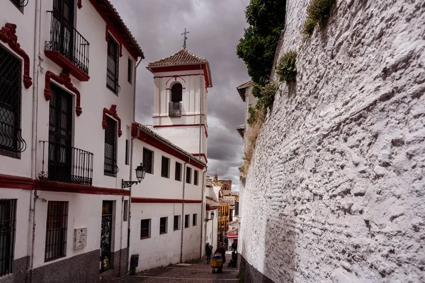 Details van de straat in Albaicin, Granada — Stockfoto