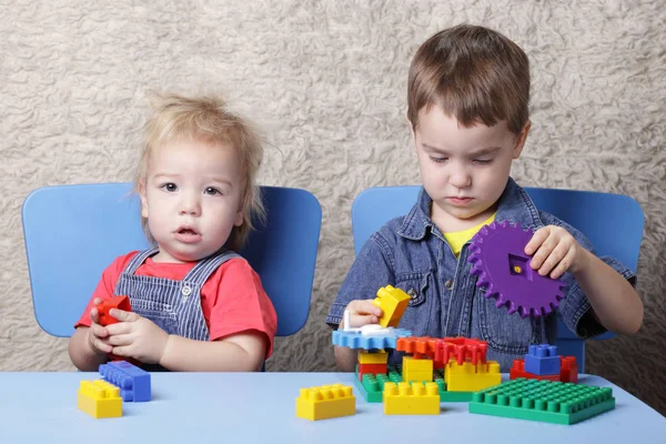 Two Cute Boy Playing Lego Table — Stock Photo, Image