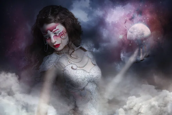 gizemli savaşçı cadı fırtınası elinde moon ile