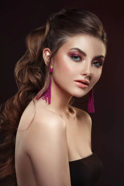 Fashion Beauty Portrait Beautiful Girl Bright Make Elegant Hairstyle Dark — Stock Photo, Image