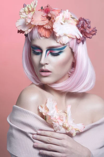 Portrait Beautiful Woman Pink Hair Creative Briht Makeup Wreath Made — Stock Photo, Image