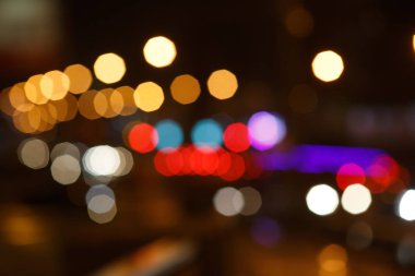 Soyut kentsel renkli gece ışık bokeh, defokus arka plan.