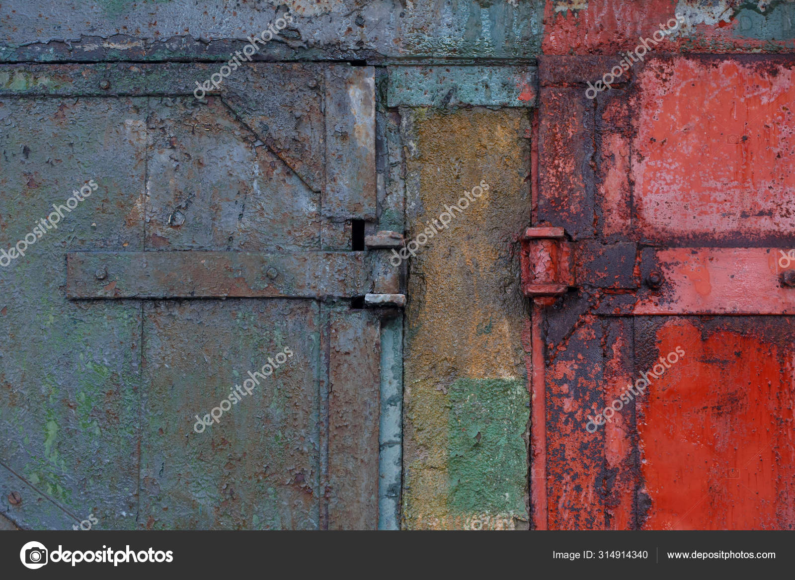 rusty gate paint