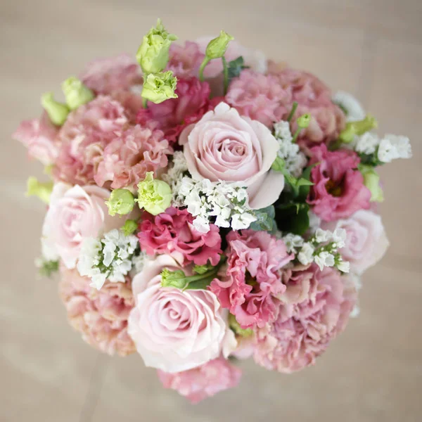 Delicado Ramo Bodas Tonos Rosas Lisianthus —  Fotos de Stock