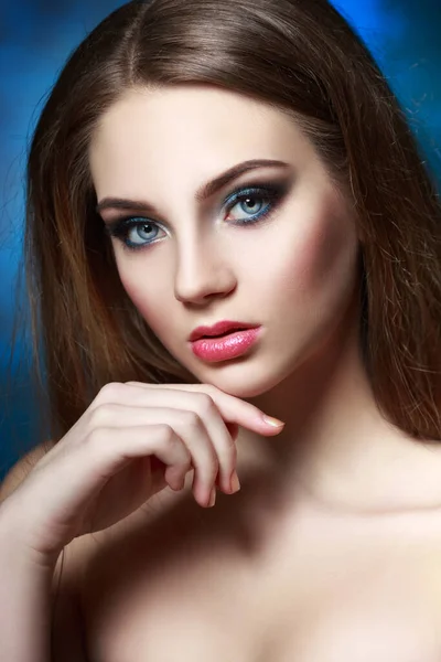 Beauty Portrait Beautiful Girl Bright Evening Make Blue — Stock Photo, Image