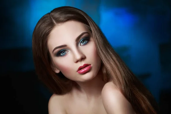 Beauty Portrait Beautiful Girl Bright Evening Make Blue — Stock Photo, Image