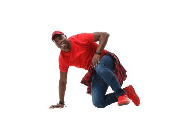 Genç siyah stil sahibi, kırmızı dans eden hip-hop 'lı adam..