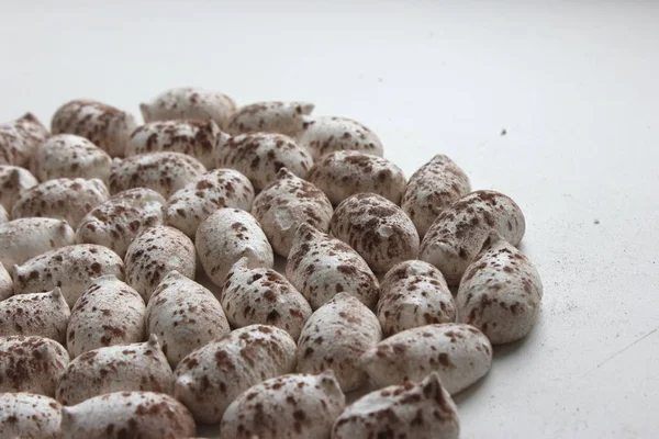 Krema desenini kapat