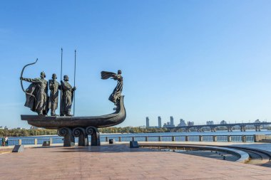 Kiev işaret yanak Horev ve Lybed Kiev, Ukrayna 06.11.2018 kurucuları için anıt