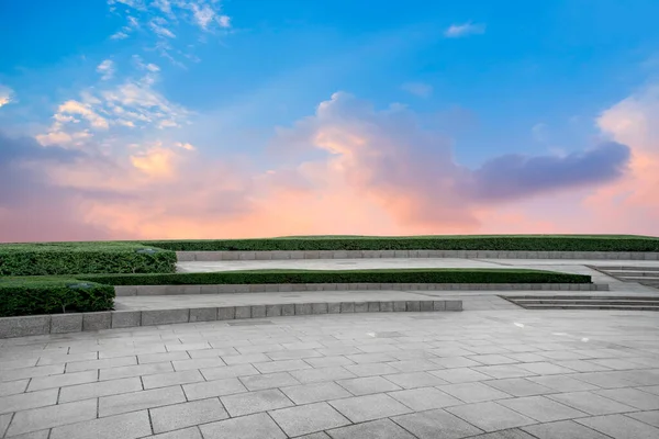 Empty Square Tiles Beautiful Sky Scenery — Stock Photo, Image