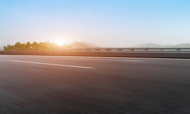 Yol Asfaltlaması ve Açık Hava Sahası