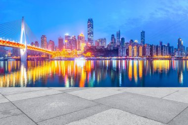 Yol Zemini ve Kentsel Skyline Mimarisi