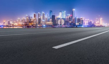 Yol Zemini ve Kentsel Skyline Mimarisi