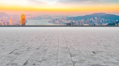 Panoramik Skyline ve Plaza Brick Open Buildin