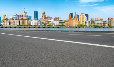 Şehir Yolu, Otoyol ve İnşaat Skylin