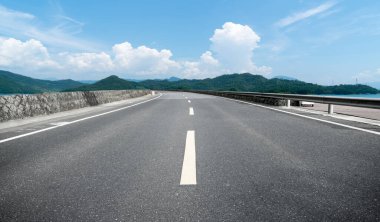 Otoyol Asfalt Asfalt Asfaltlama ve Doğal Yer Yüzeyi