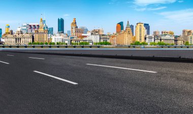 Şehir Yolu, Otoyol ve İnşaat Skylin