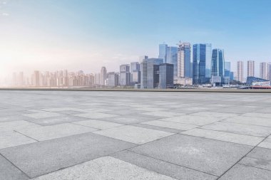 Chongqing 'in şehir siluetinin ufuk çizgisi boş bir kare fl ile