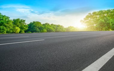 Otoyol Asfalt Asfalt Asfaltlama ve Doğal Yer Yüzeyi