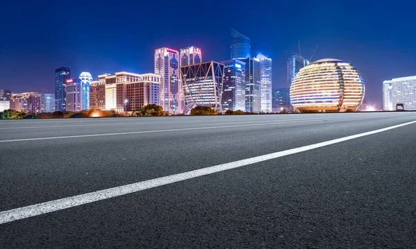 Дорожный Тротуар Ночной Вид Город Ханчжоу — стоковое фото