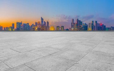 Kare döşemeler ve Hangzhou silüeti