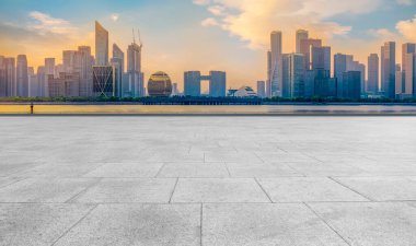 Kare döşemeler ve Hangzhou silüeti