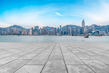 Panoramik Skyline ve Plaza Brick Open Buildin