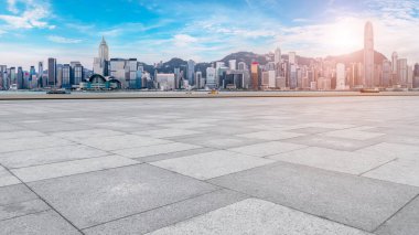 Panoramik Skyline ve Plaza Brick Open Buildin