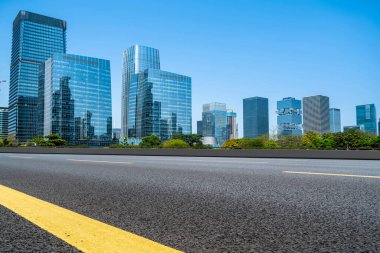 Şehir Yolu, Otoyol ve İnşaat Skyline